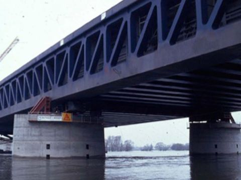 Strombrücke Magdeburg - Mittellandkanal